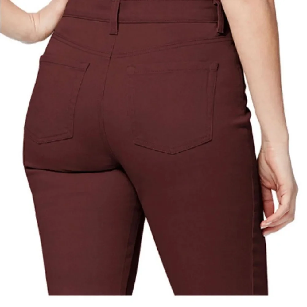Gloria Vanderbilt  Amanda Stretch Denim